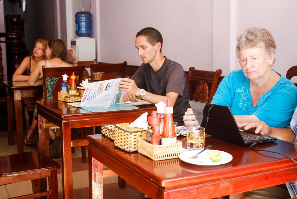 Cozy Hue Hotel Bagian luar foto