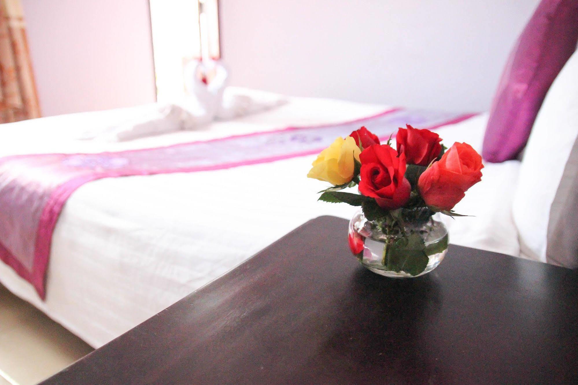 Cozy Hue Hotel Bagian luar foto