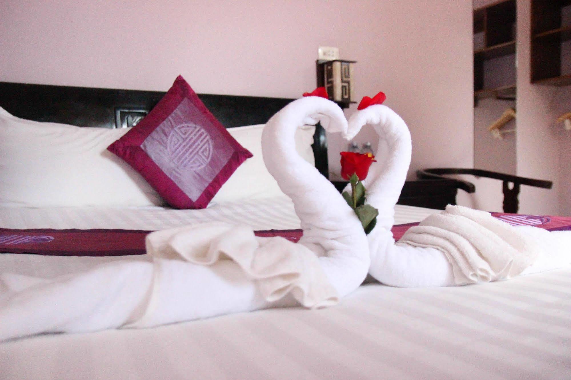 Cozy Hue Hotel Bagian luar foto