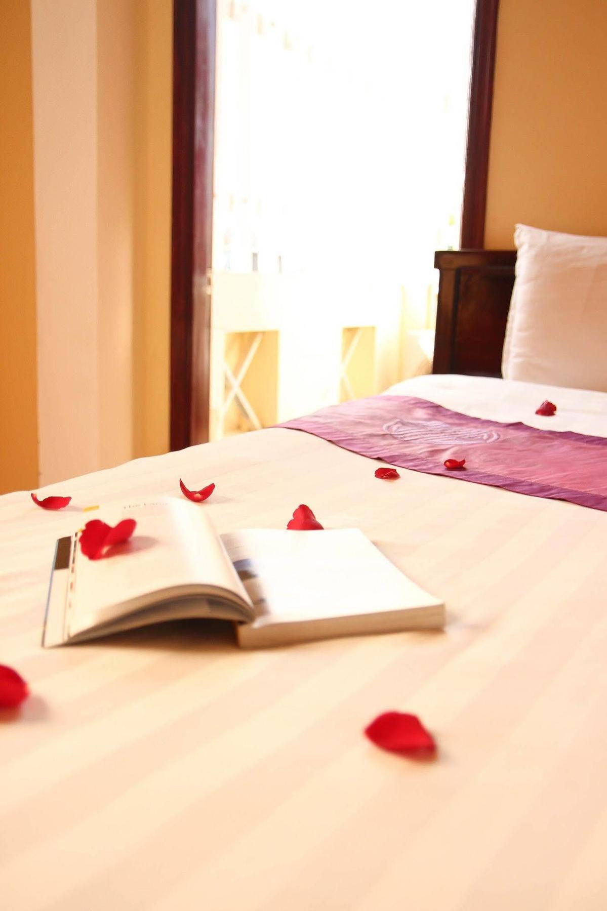 Cozy Hue Hotel Bagian luar foto