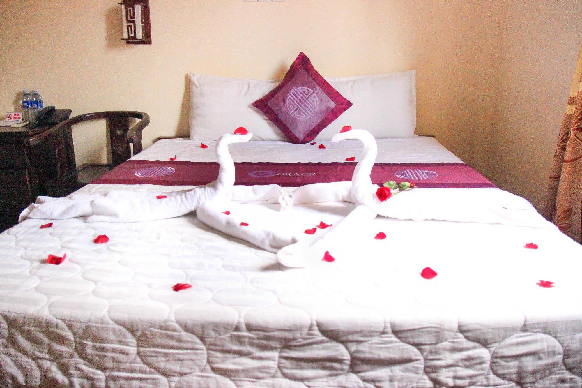 Cozy Hue Hotel Bagian luar foto