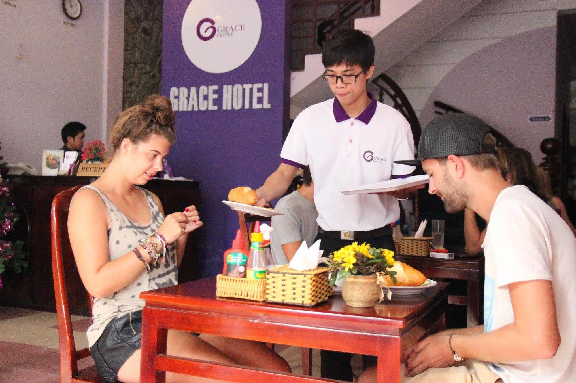 Cozy Hue Hotel Bagian luar foto